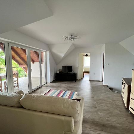 'New' Sunkissed Villa On The Old Hill Balatonalmádi Exteriér fotografie