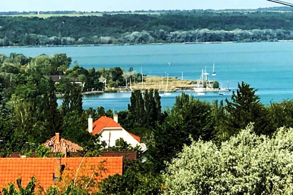 'New' Sunkissed Villa On The Old Hill Balatonalmádi Exteriér fotografie