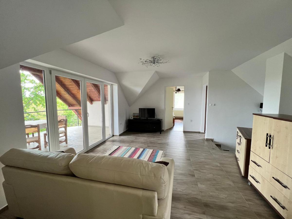 'New' Sunkissed Villa On The Old Hill Balatonalmádi Exteriér fotografie